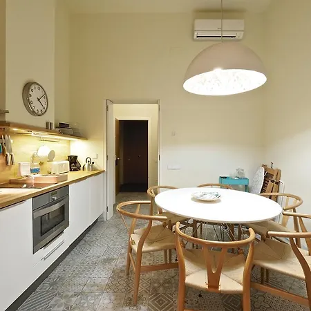 Apartment Uma Pau Claris *